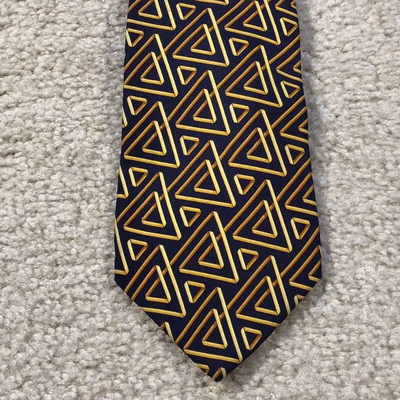 New, never worn Gucci made in Italy - Picture 2 of 8